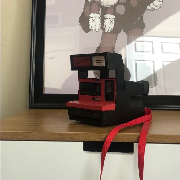 VINTAGE POLAROID CAMERA - Picture 2 of 3